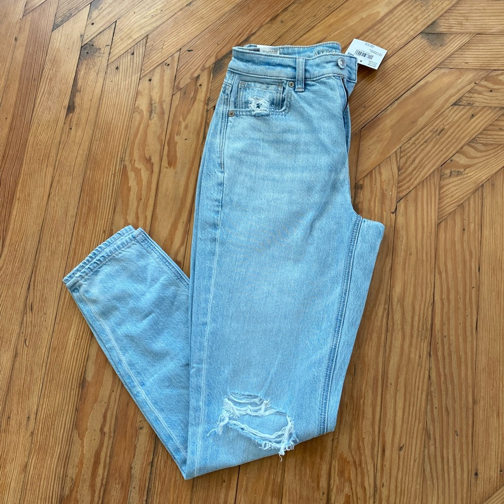 American Eagle Mom Jean